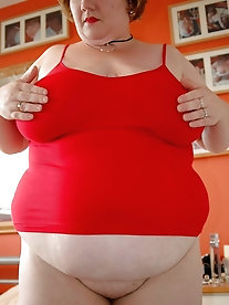 Experienced moms are playing themselves