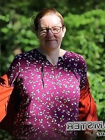 Mature women and young women from OlderWomanFun